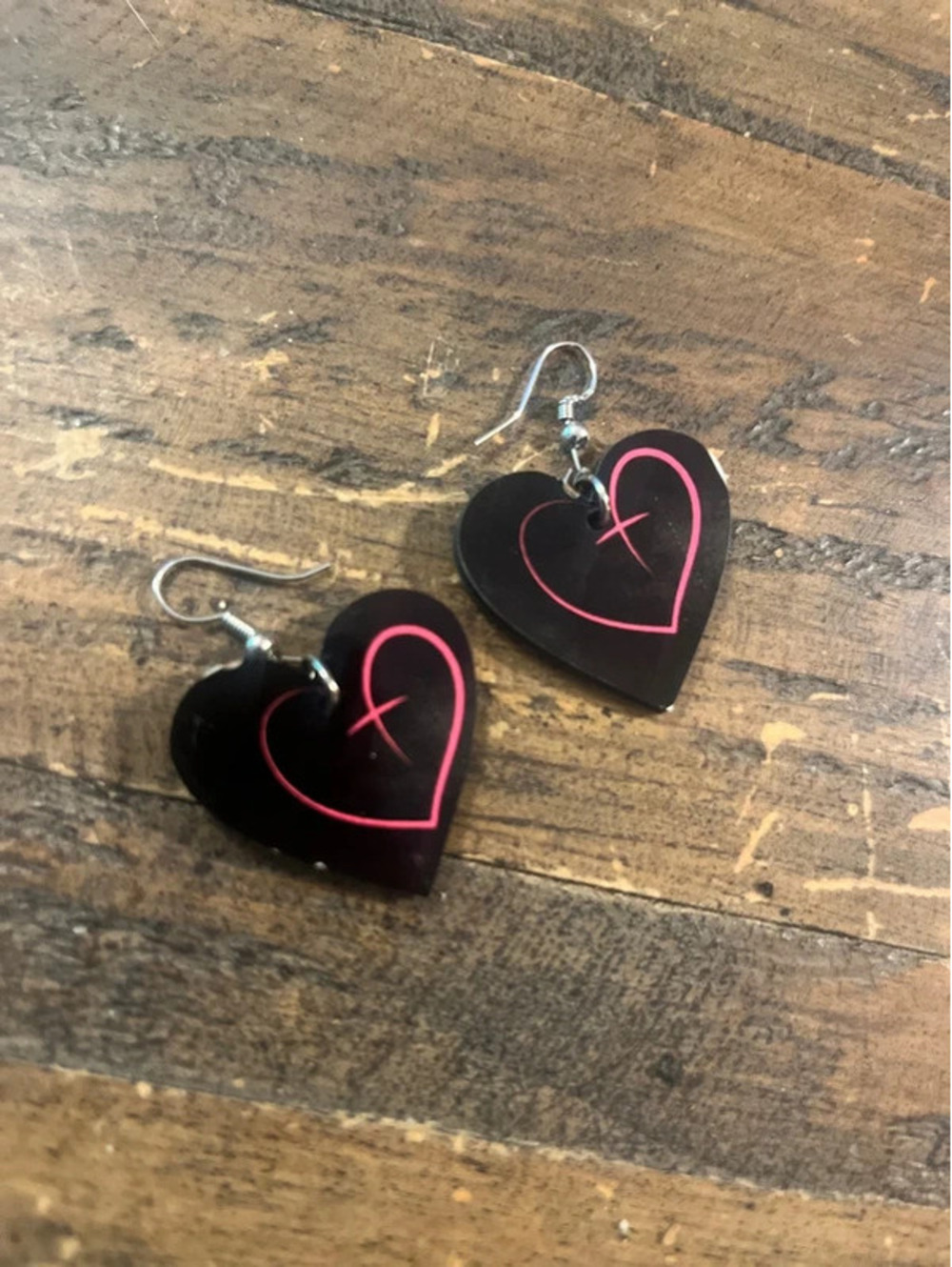 0076 Y2K Black & Pink Heart Cross Dangle Earrings